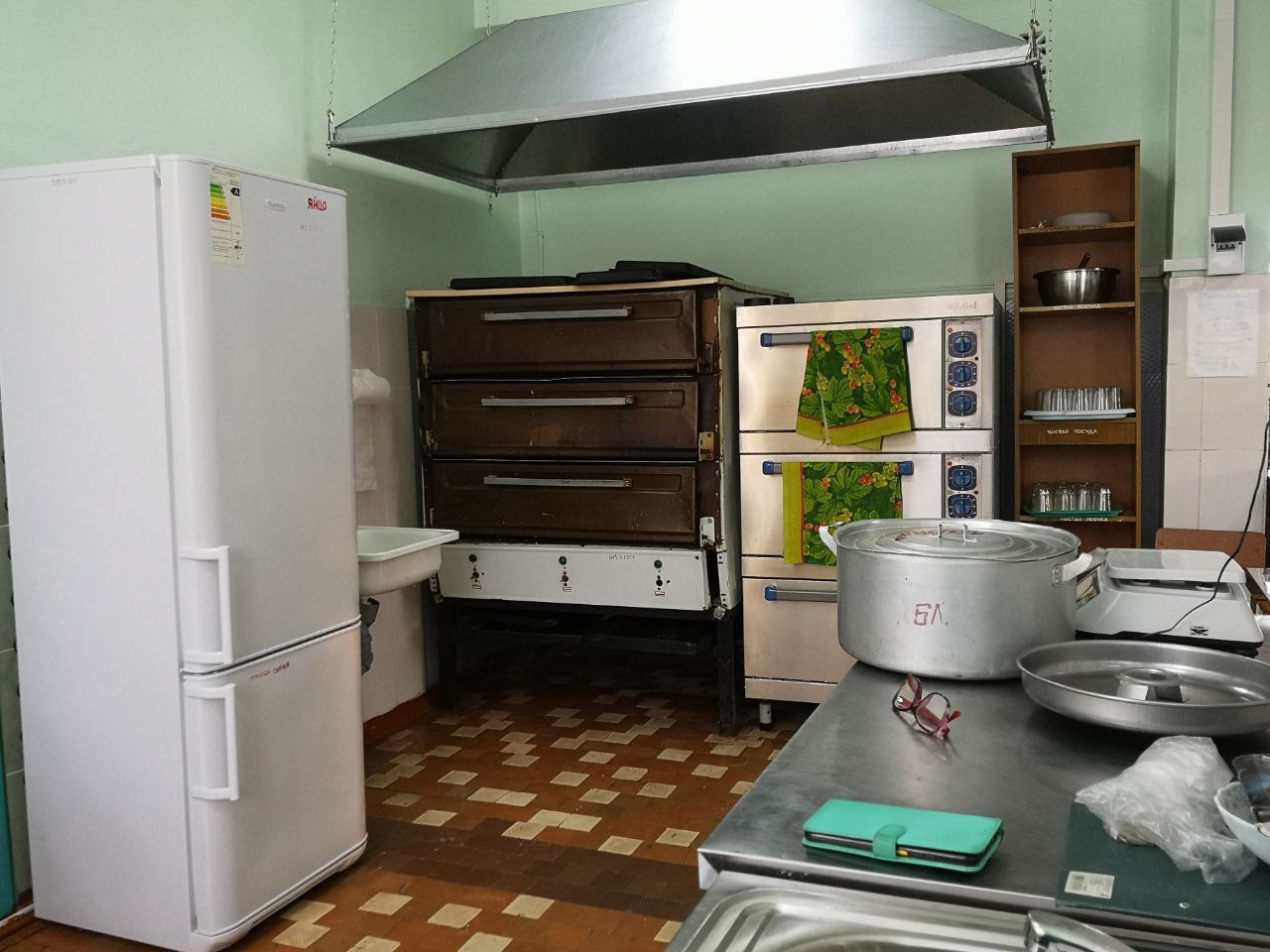 Изображения столовой.